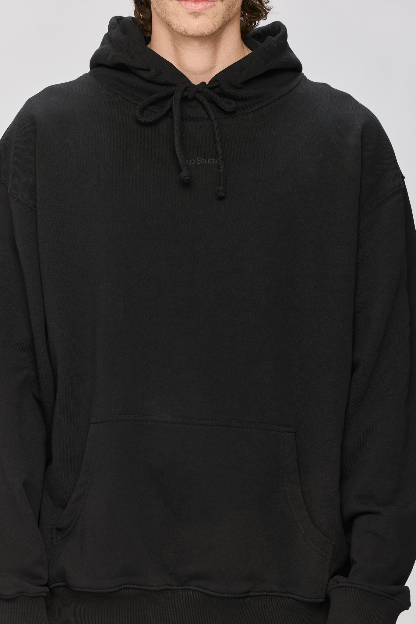 BOW BLACK HODDIE