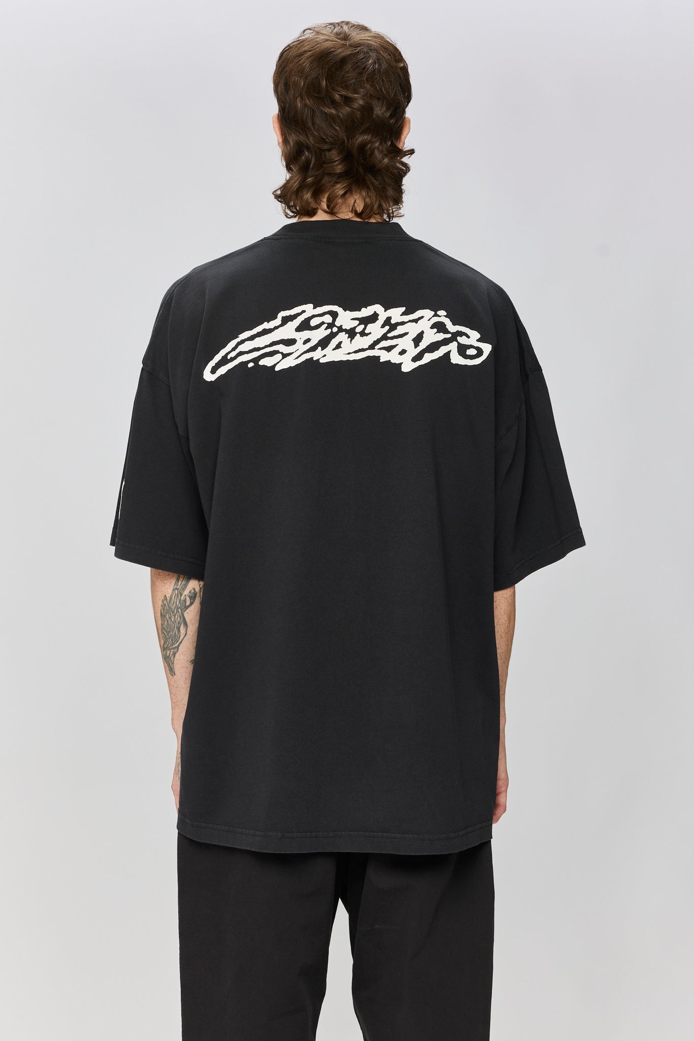 SUPER OVERSIZED T - BOW IN BLACK
