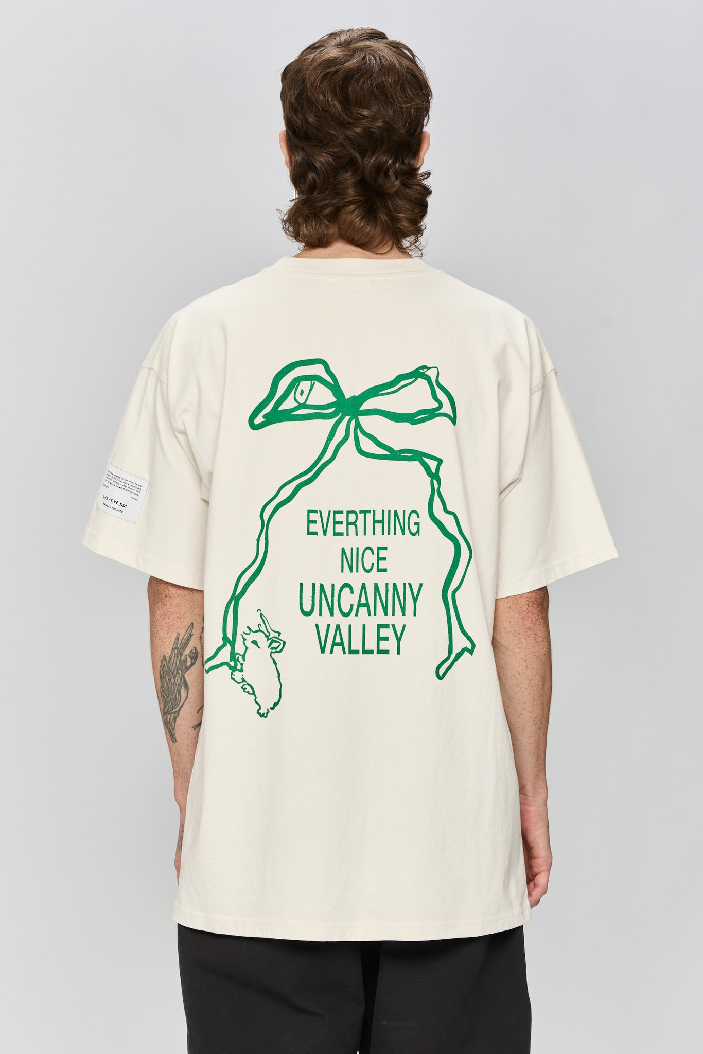 EVERYTHING NICE - CLASSIC T Cream