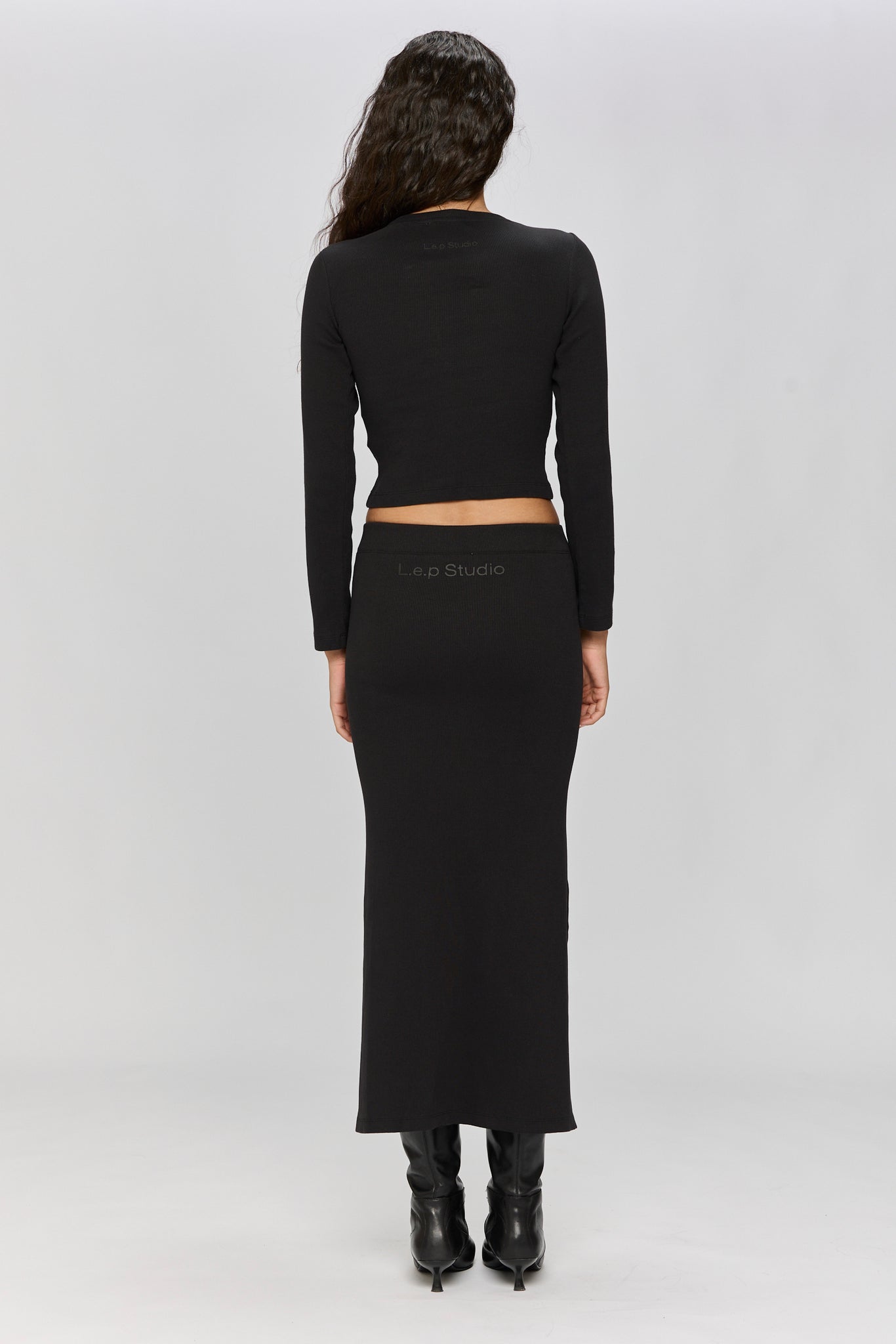 L.E.P HOOK SKIRT BLACK