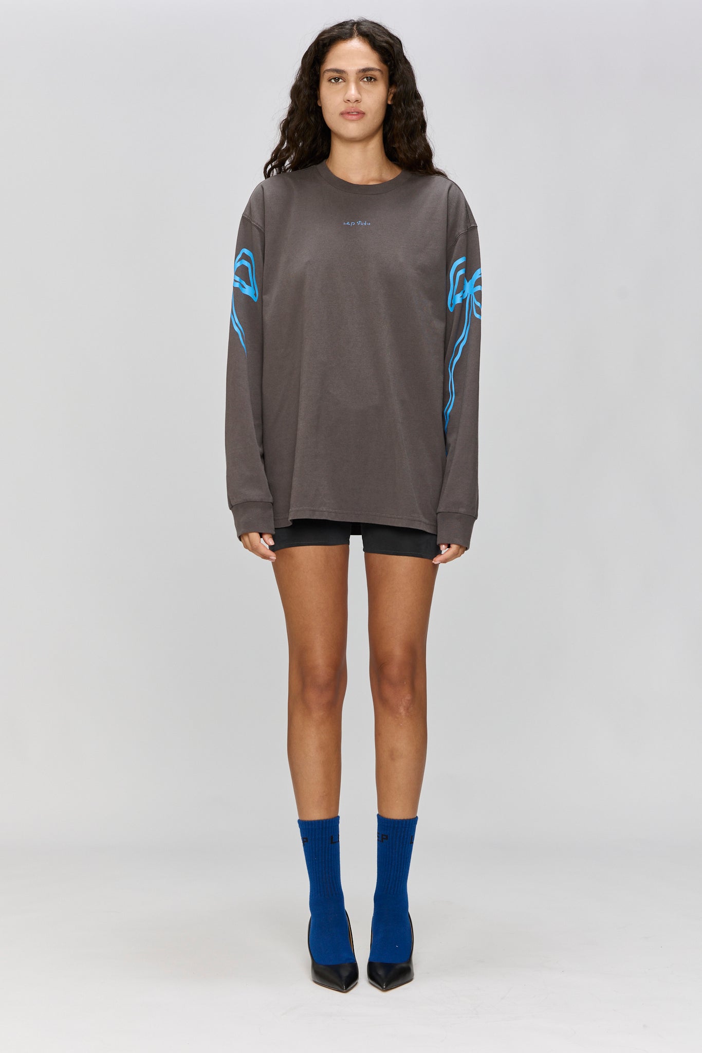 EVERYTHING NICE - LONG SLEEVE T GRAY