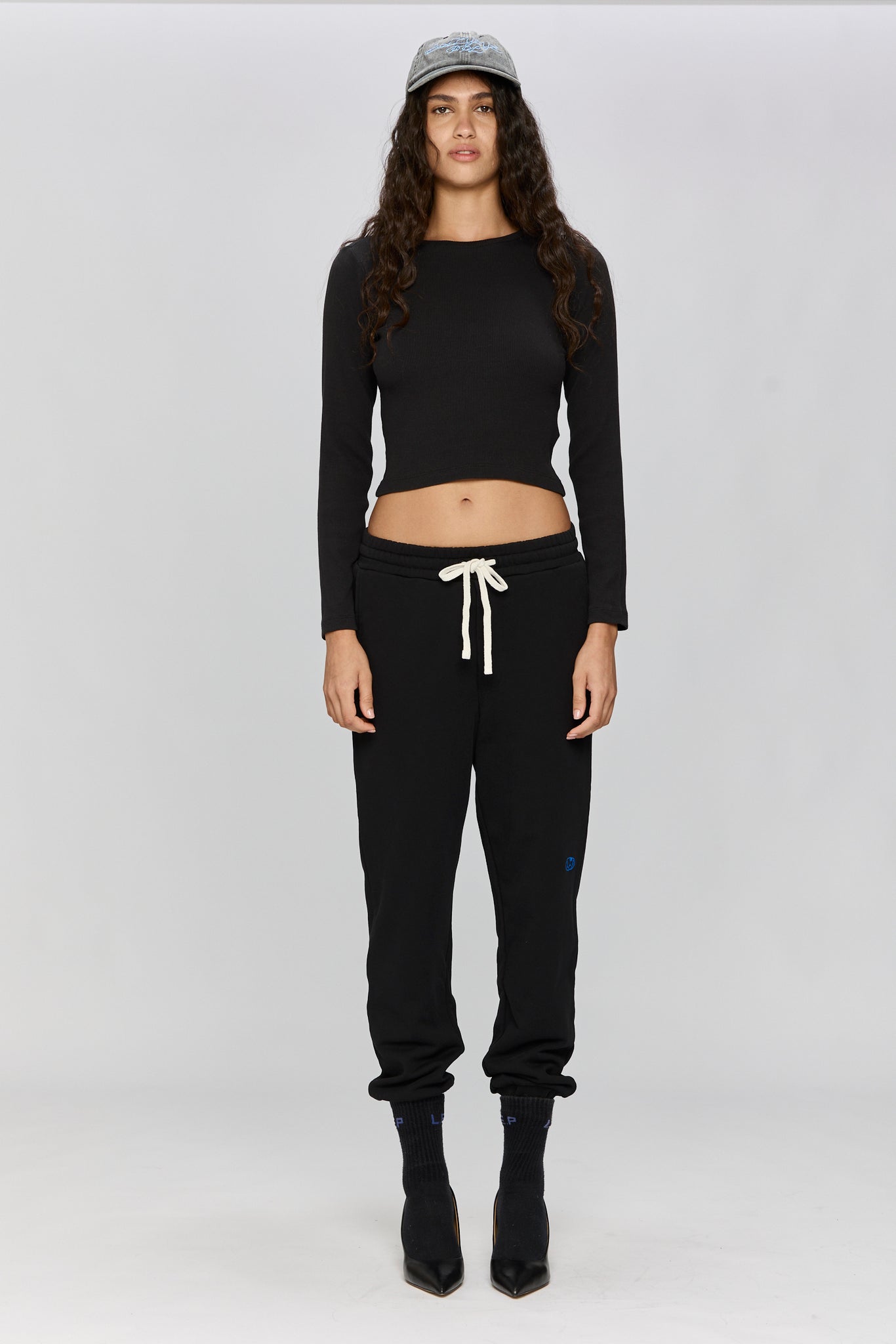 L.E.P JOGGER BLACK